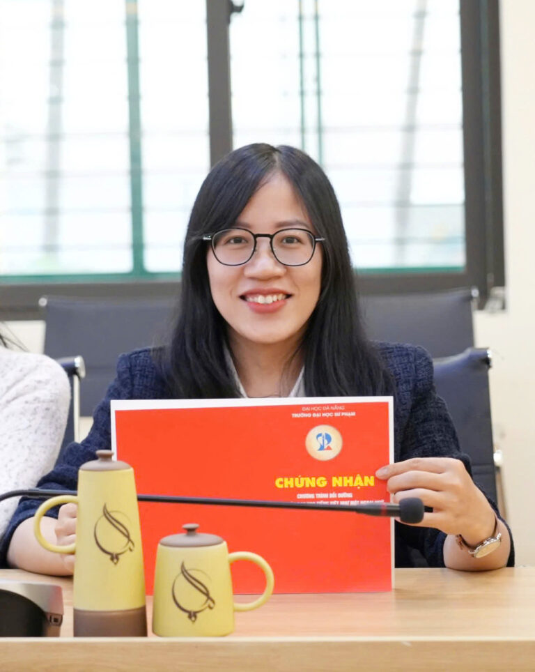 TS  Nguyễn Thị Hồng